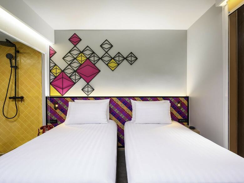 Hotel Ibis Styles Bangkok Silom