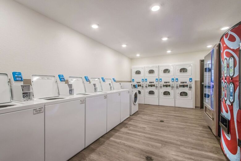 Hotel Woodspring Suites Doral Miami Airport
