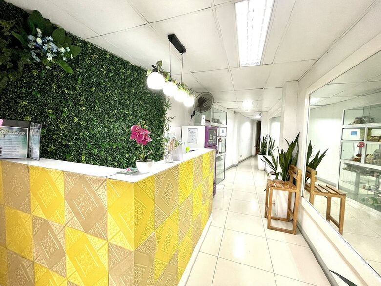 Hotel Super Oyo 910 Sabaidee Suites