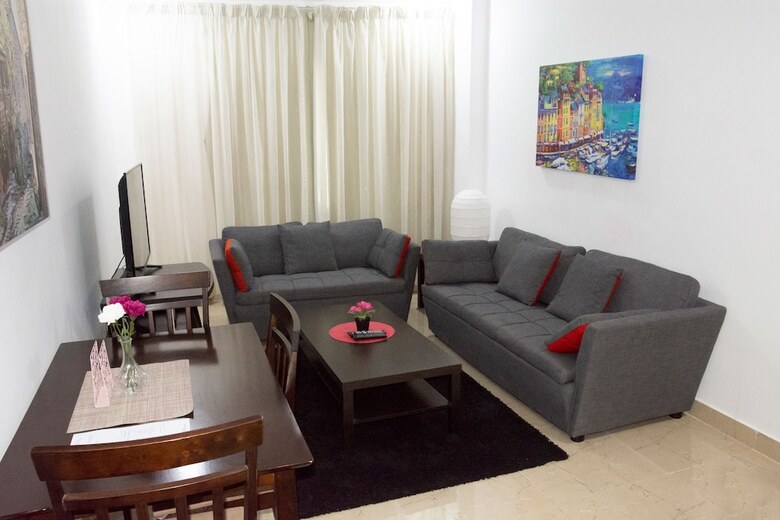 Hotel Flowers Inn 2