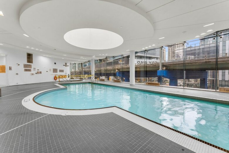 Aparthotel Stallion Suites Opp Cn Tower & Scotiabank Arena