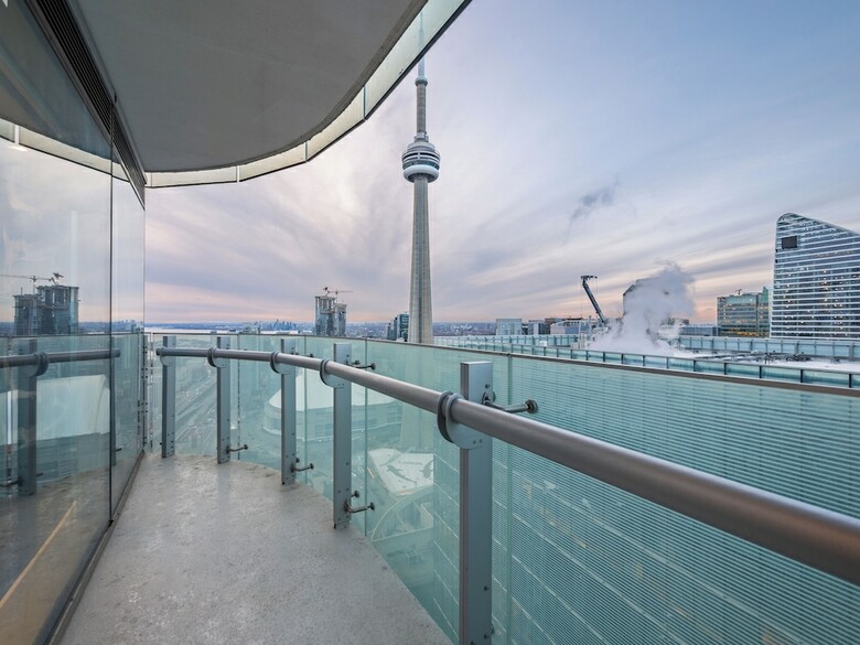Aparthotel Stallion Suites Opp Cn Tower & Scotiabank Arena