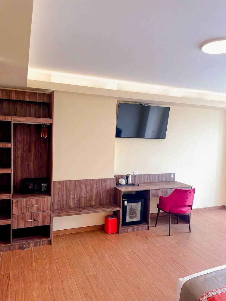 Sm Hotel Plus
