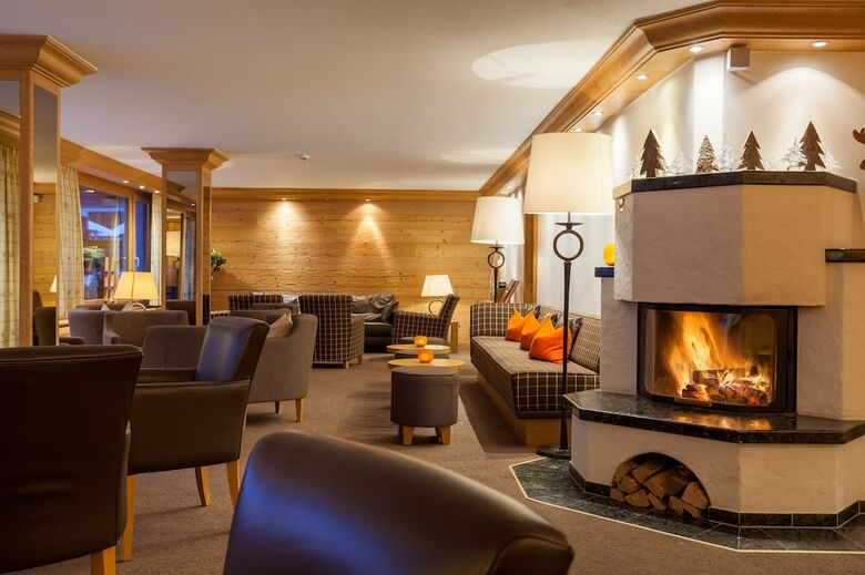 Hotel Holiday