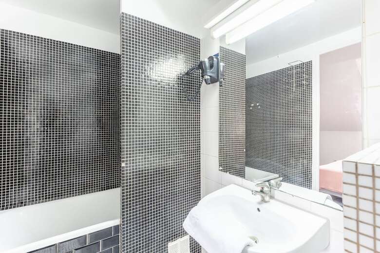 Hotel Vincennes Sauvage