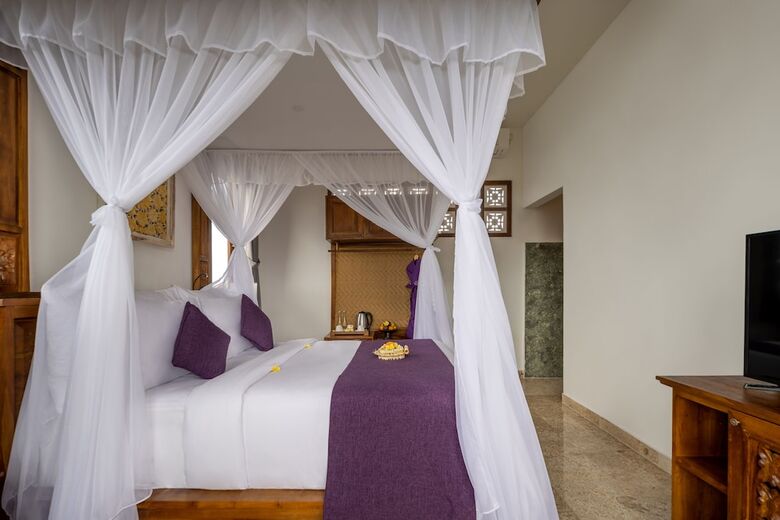 Hotel Swan Paradise A Pramana Experience