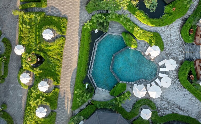 Hotel Swan Paradise A Pramana Experience