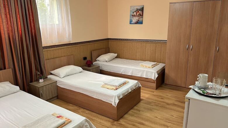 Hayat Hotel Ltd