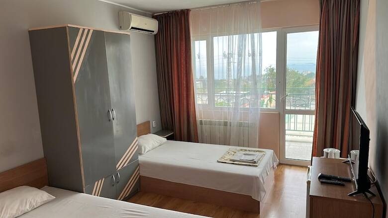 Hayat Hotel Ltd