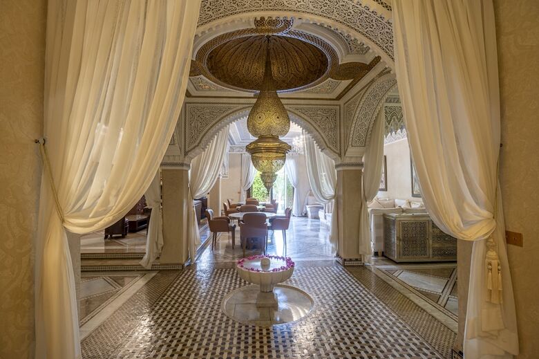 Riad Maria Towers