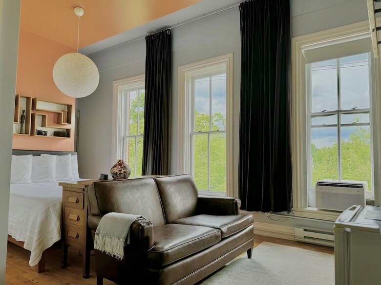 Hart House Hotel