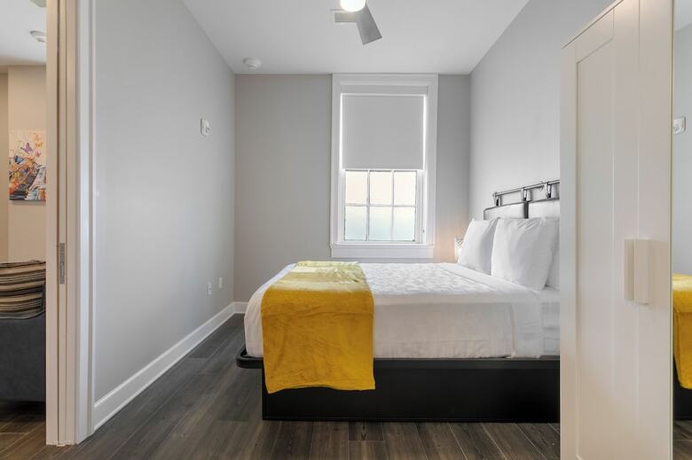 Aparthotel Bywater Suite Hotel