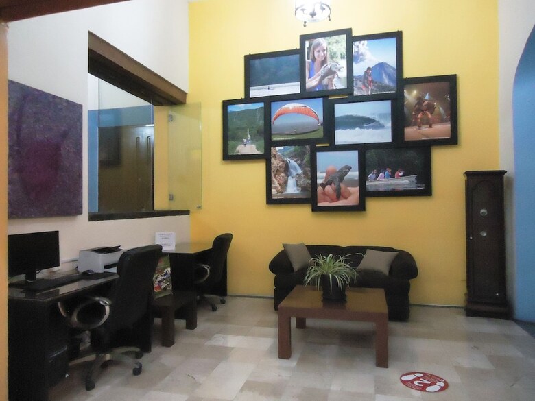 Hotel Concierge Plaza Colima