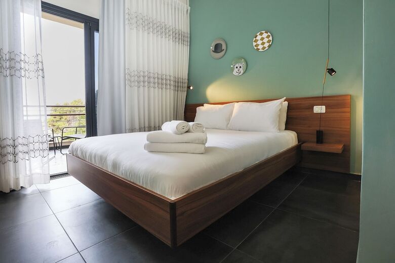 Domus Carmel Hotel