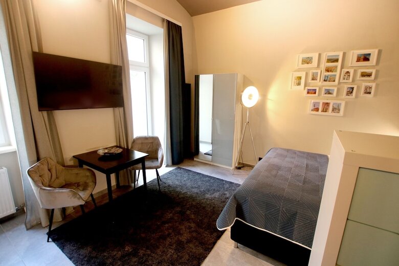 Street Living Hotel