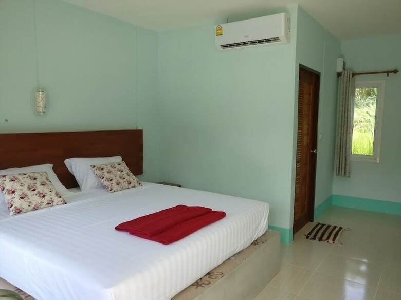 Hotel Fahsai Lanta House