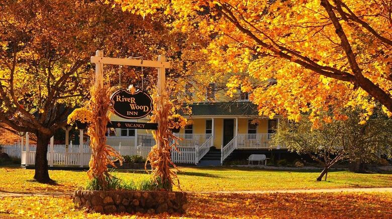 Bed & Breakfast Riverwood Inn