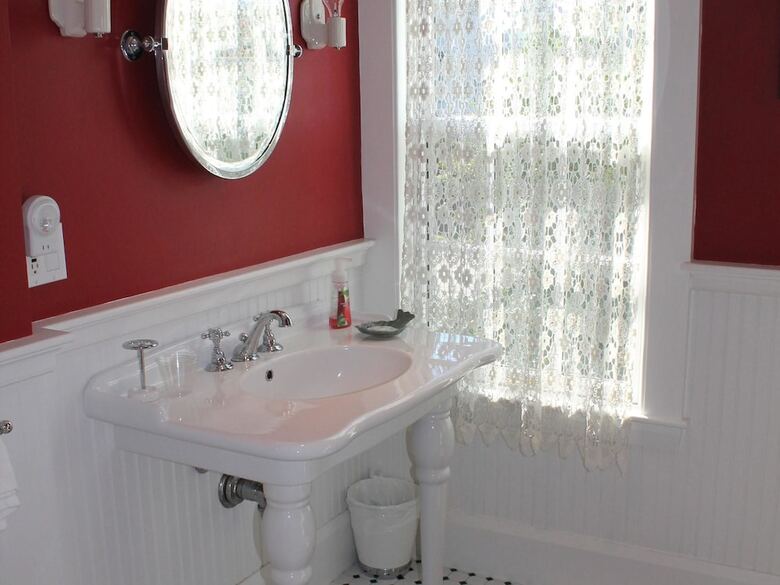 Beech Tree Bed And Breakfast