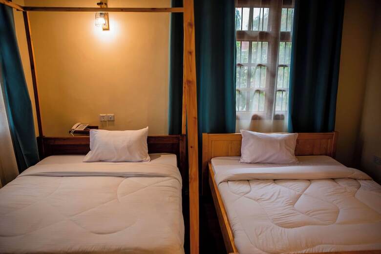 Hotel Bamboo Village