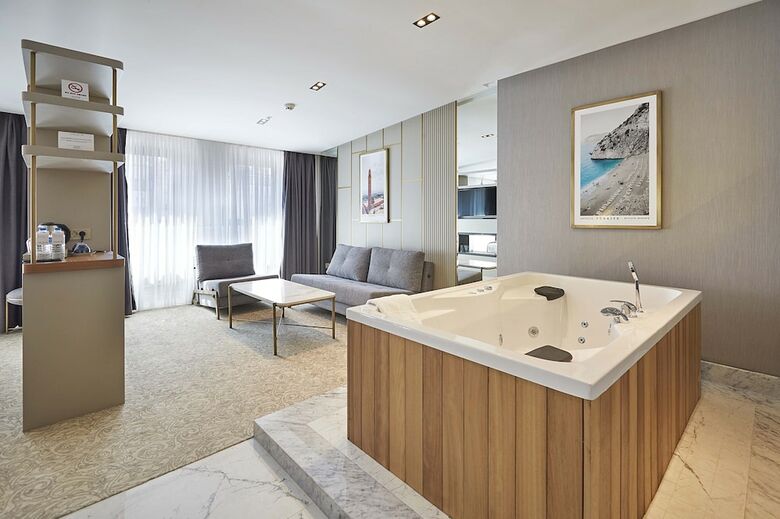 The Hubi Hotel