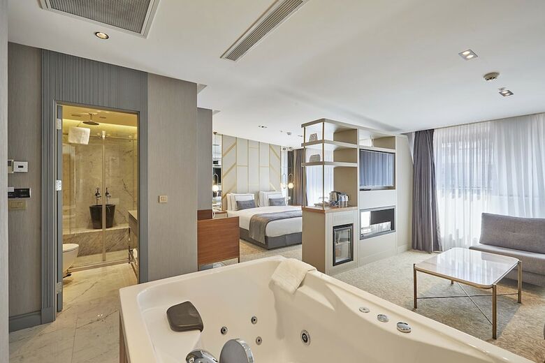 The Hubi Hotel