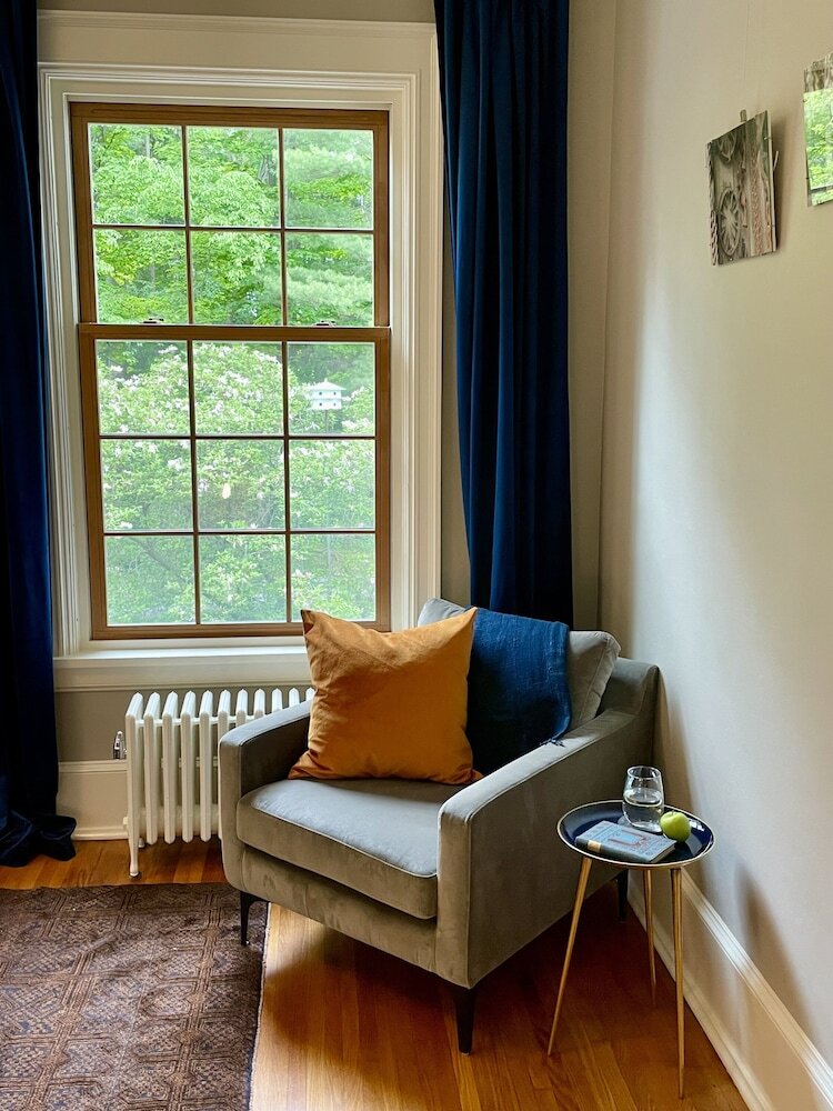 16 Elm Heritage Hotel