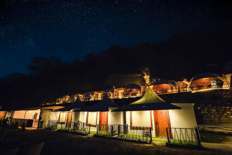 Hotel Night In Paradise