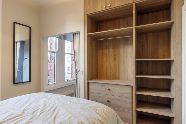 Hotel Dublin Castle Suites