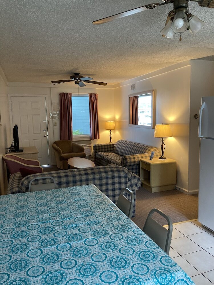 Rambler Motel & Apartments