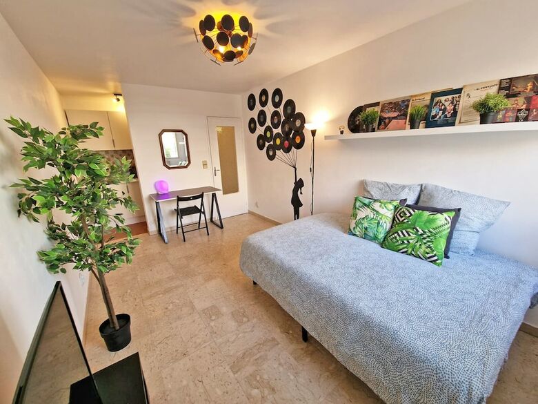 Gregbnb - Le Joal - Toulon Ouest