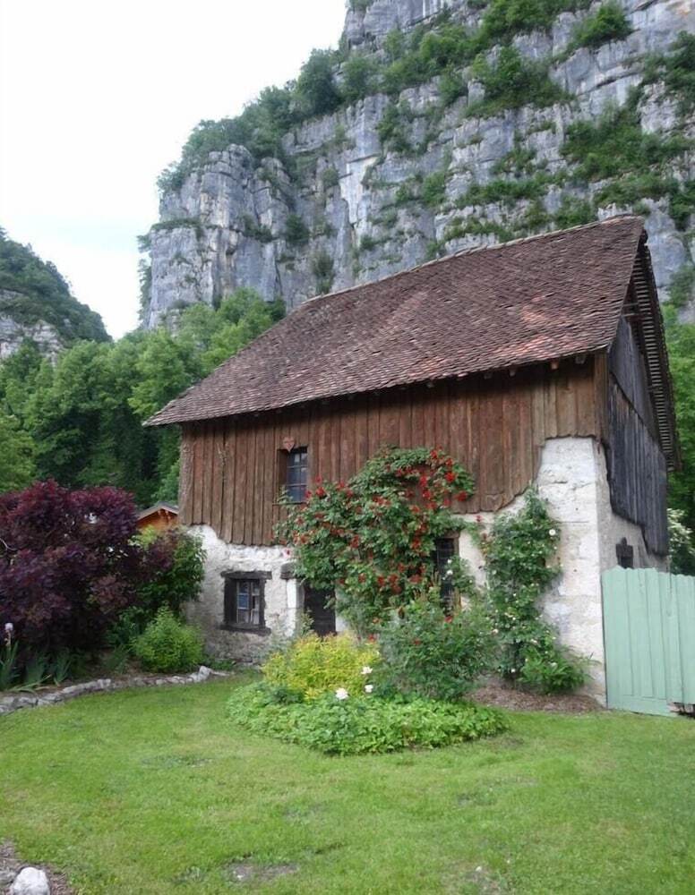 La Ferme Bonne De La Grotte
