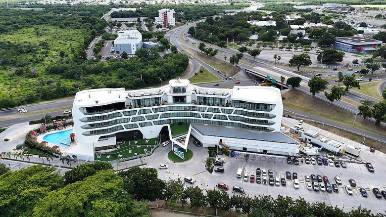 Aloft Ponce Hotel & Casino