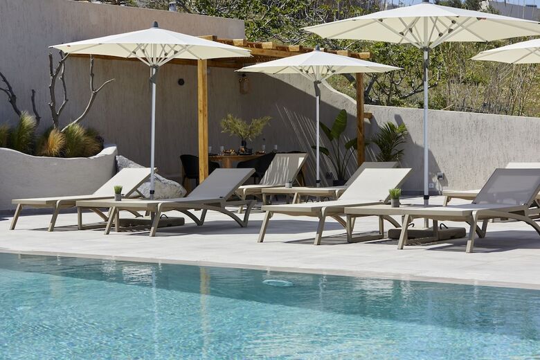 Hotel Mayu Suites