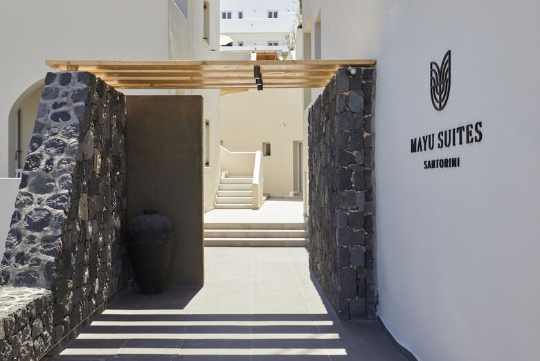 Hotel Mayu Suites