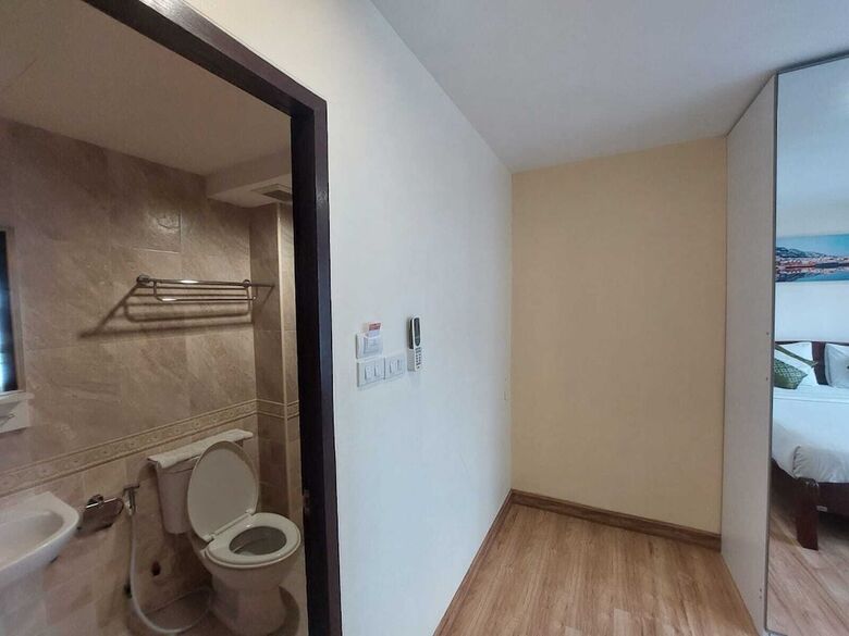 Hotel V Check Inn Sukhumvit 22