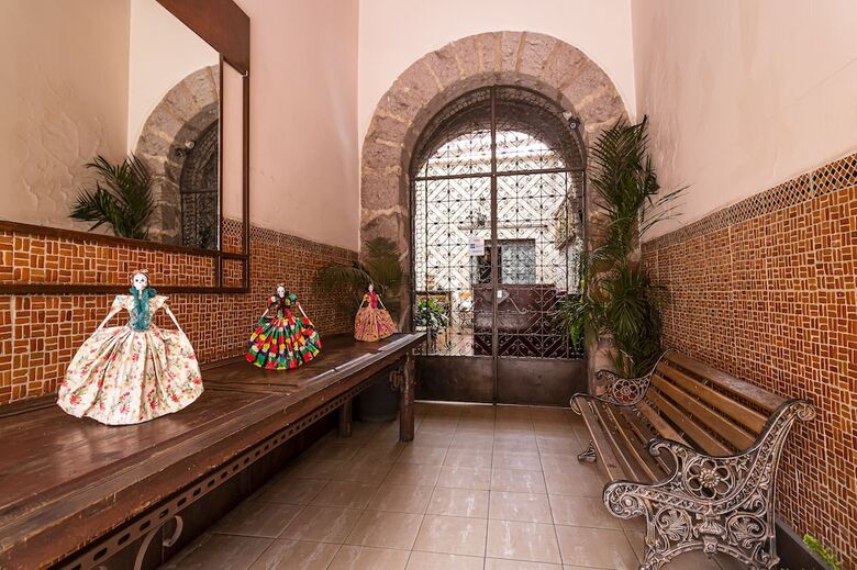 Hotel Cantera Rosa