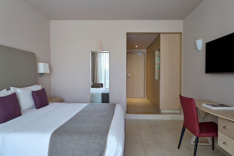 Hotel Atlantica Akti Zeus