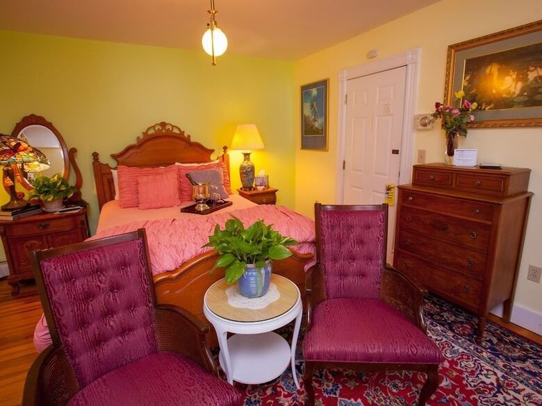 Bed & Breakfast Fairlawn Inn
