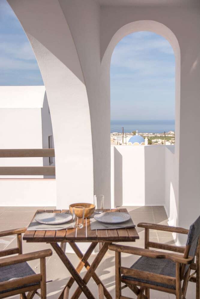 Amphitrite Suites Santorini