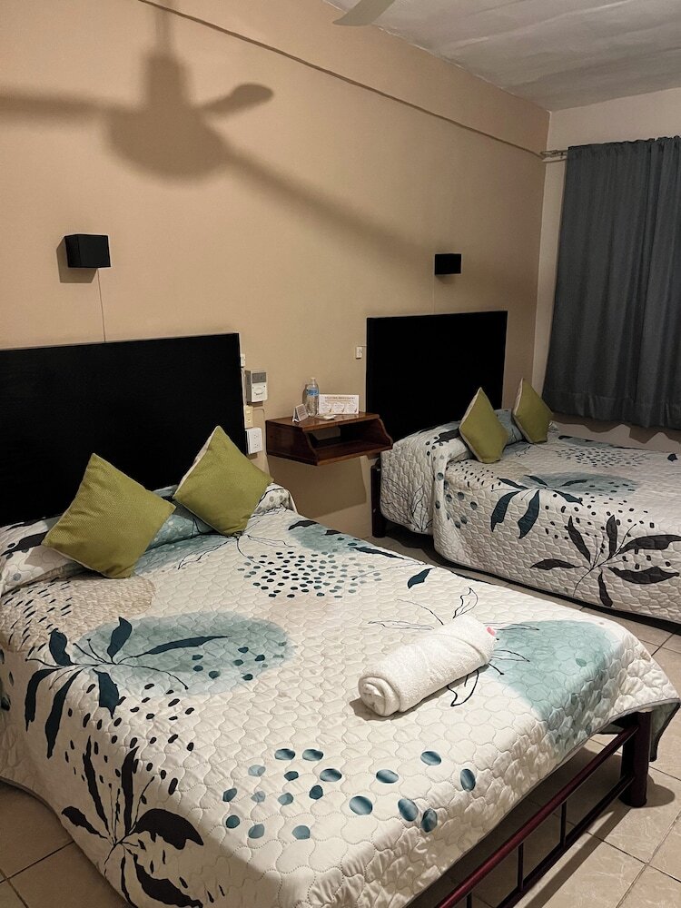 Hotel Las Brisas