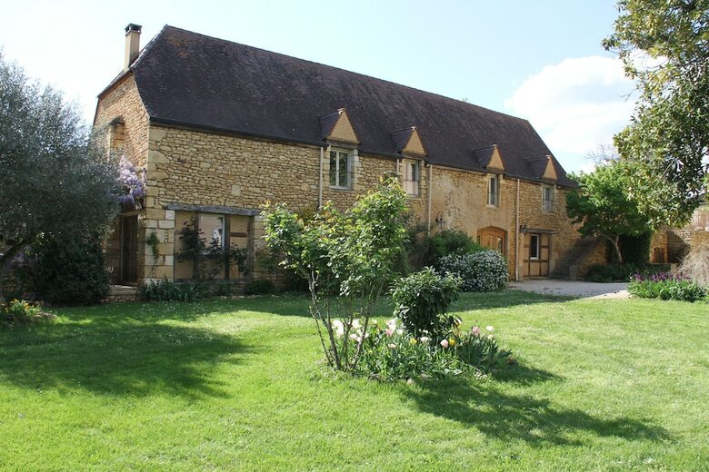The Grand Longere