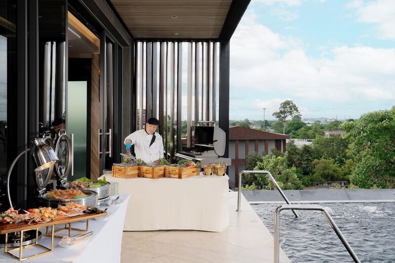 Hotel The Gems Mining Pool Villas Pattaya