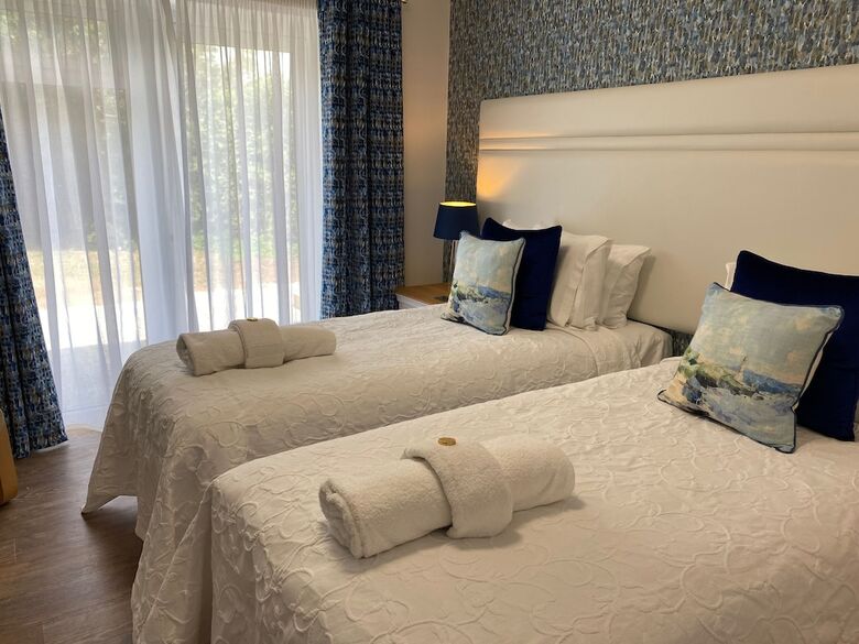 Bed & Breakfast Toppesfield House
