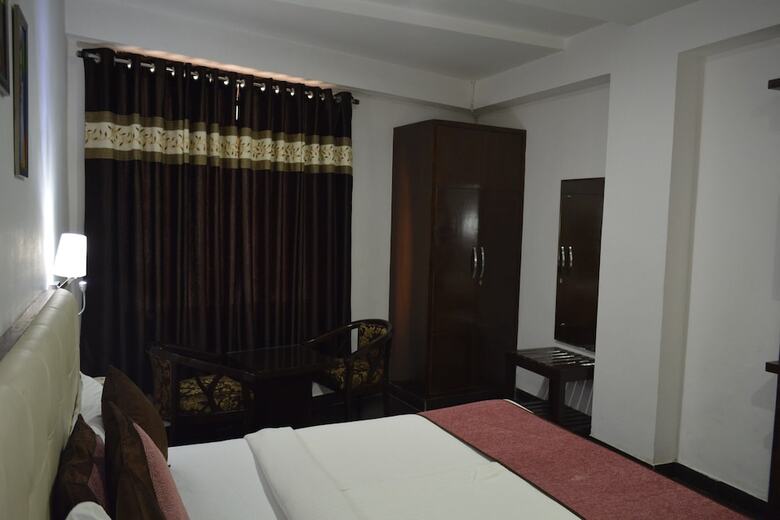 Hotel Samovar By Goyal Hoteliers