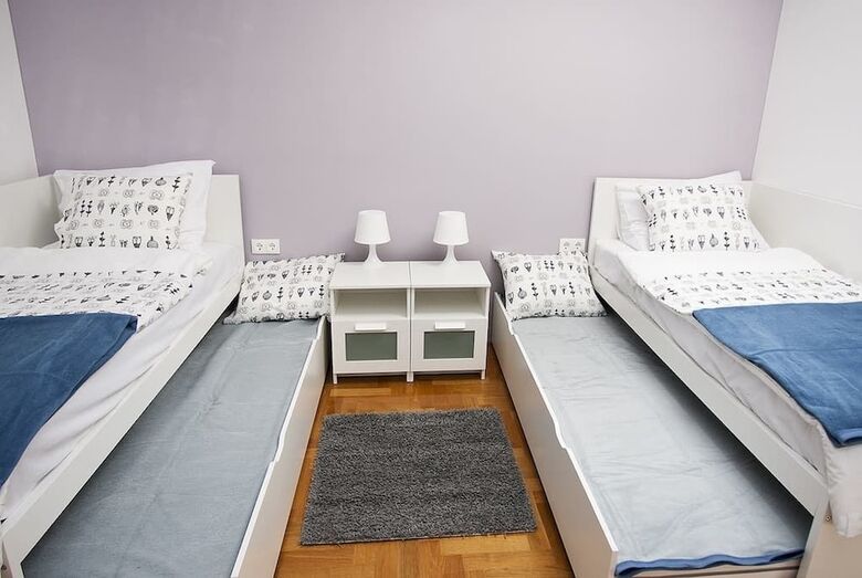 Paw Rooms