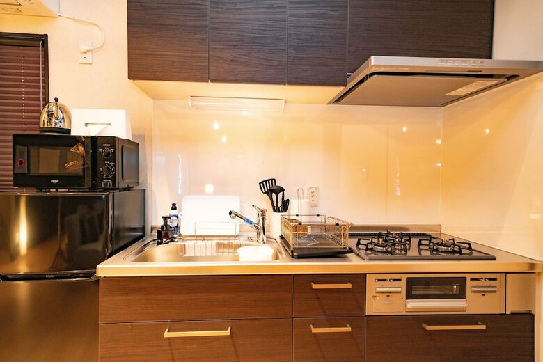 Apartamentos East One