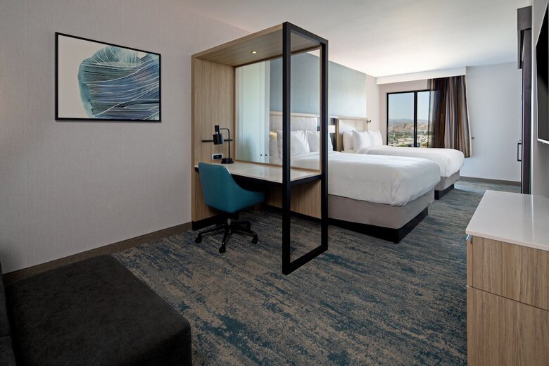 Hotel Springhill Suites By Marriott Valencia