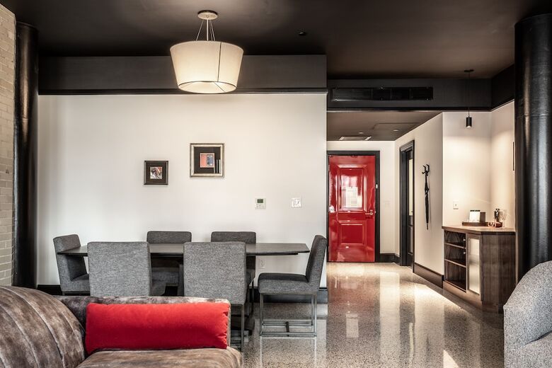 Bottleworks Hotel