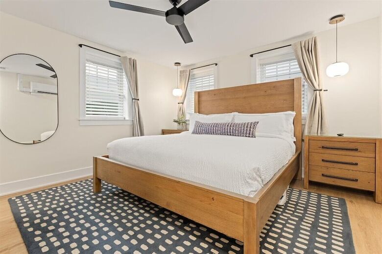 Hotel Surrey Beach House