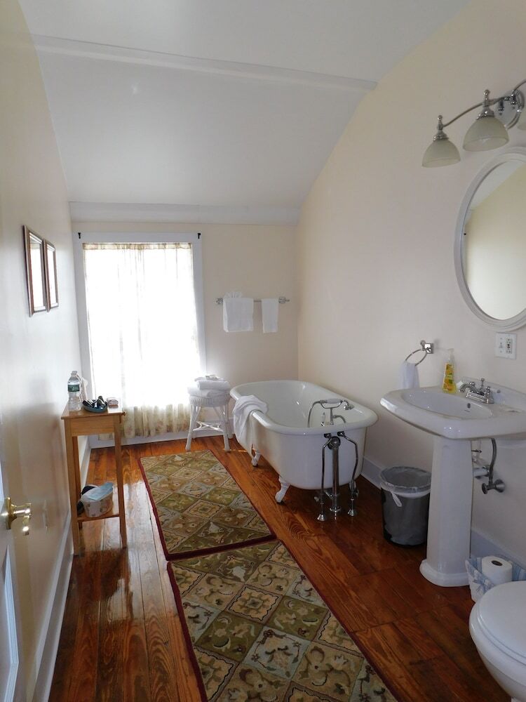 Bed & Breakfast The Rosemont Inn